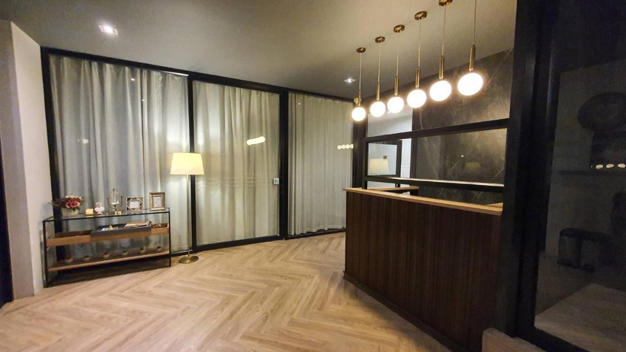Srianunt Boutique Hotel Buriram Esterno foto