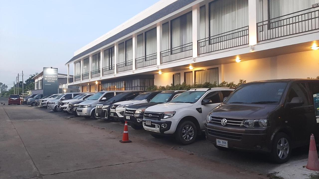 Srianunt Boutique Hotel Buriram Esterno foto